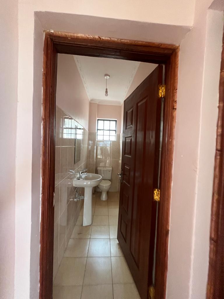 4 bedroom villa plus dsq for sale in Kitengela. Musilli Homes