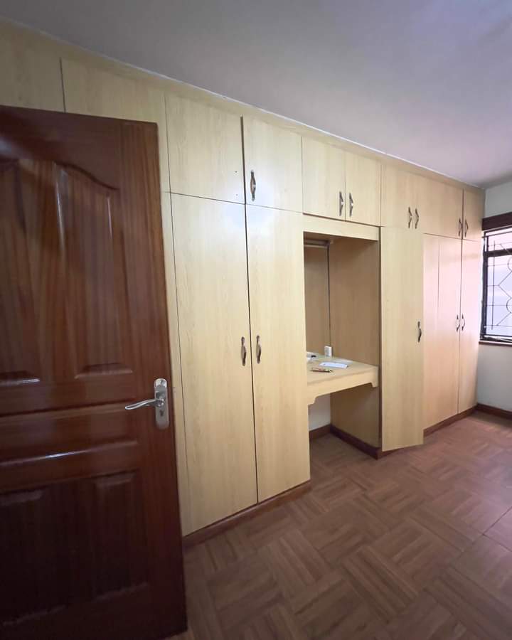 2 Bedroom Master En-suite office space at Hurlingham,Kilimani for Kshs.70,000. Musilli Homes