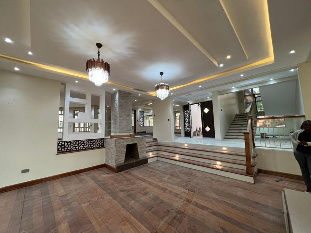 6 Bedroom House For Sale in Nyari. Listed by Musilli Homes.