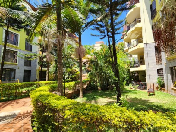 4 bedroom penthouse + Dsq to let Price 150k in Lavington Musilli Homes