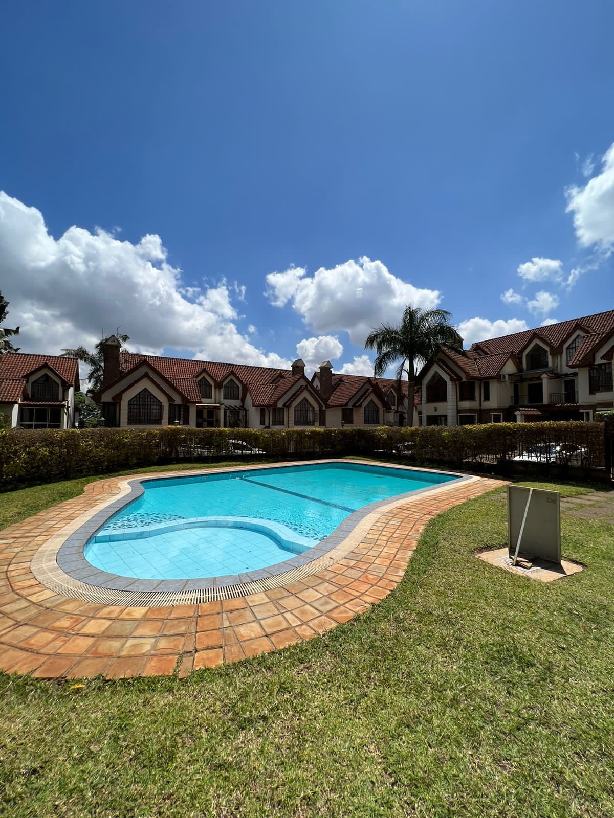5 bedroom townhouse plus dsq to let in the heart of lavington. Musilli Homes 5 bedroom townhouse plus dsq to let in the heart of lavington. Musilli Homes