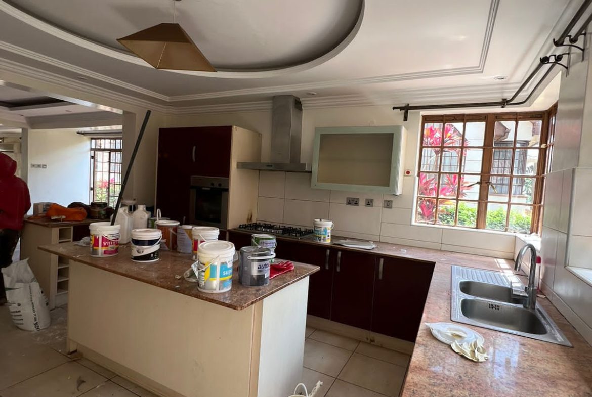 5 bedroom townhouse plus dsq to let in the heart of lavington. Musilli Homes