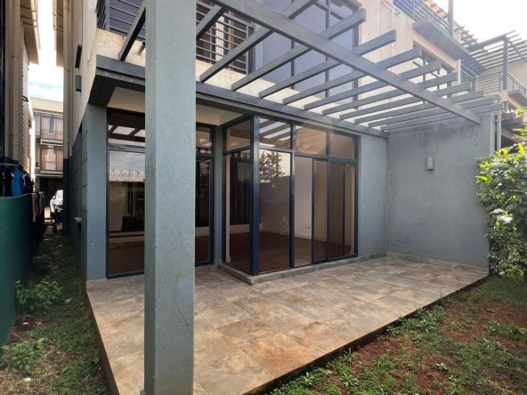 4 bedroom townhouse plus dsq Townhouse to let and sale located in the heart of loresho area