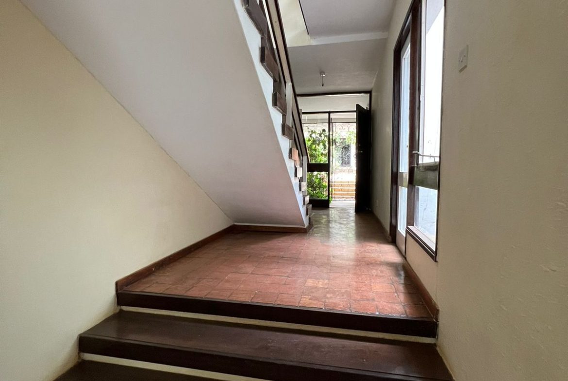 4 bedroom villa to let located in the heart of kileleshwa area. Musilli Homes