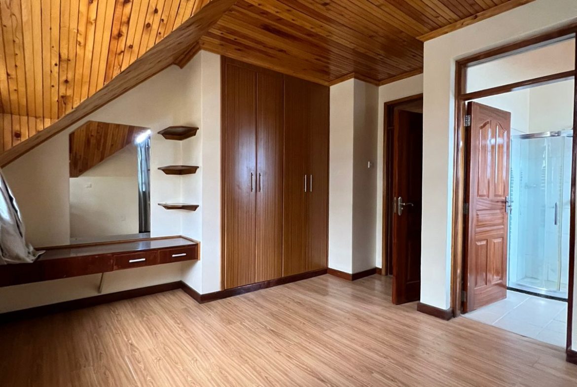 2 bedroom apartment to let in Kilimani. en suite. balcony at the sitting area. no lift. Rent per month 70,000. Musilli Homes