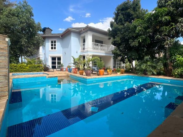 Newly built 6 bedroom mansion available for rent located in a stand alone compound on half acre in Runda. Musilli Homes