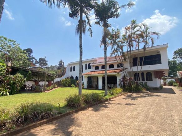 5 bedroom house plus dsq on 1/2acre land for sale in Runda. Musilli Homes