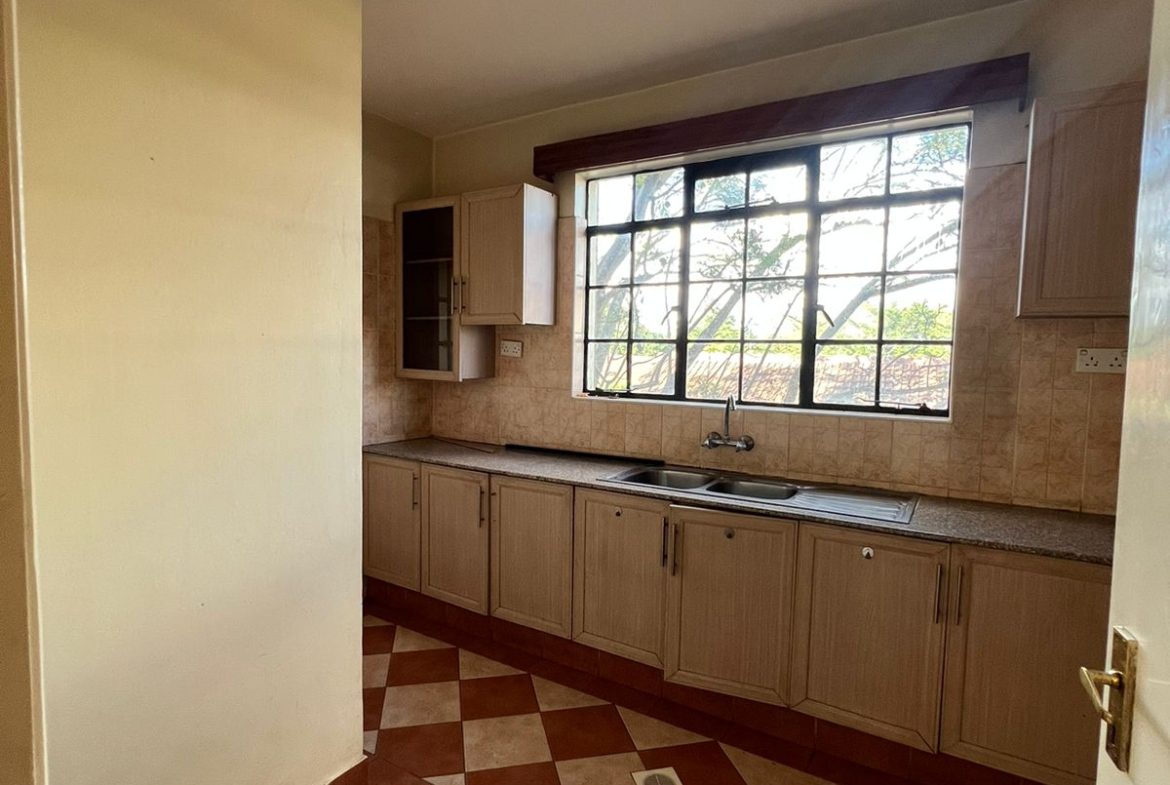 2 bedroom apartment to let in Kilimani, Nairobi. swimming pool, ample car parking. Rent per month 75,000. Musilli Homes