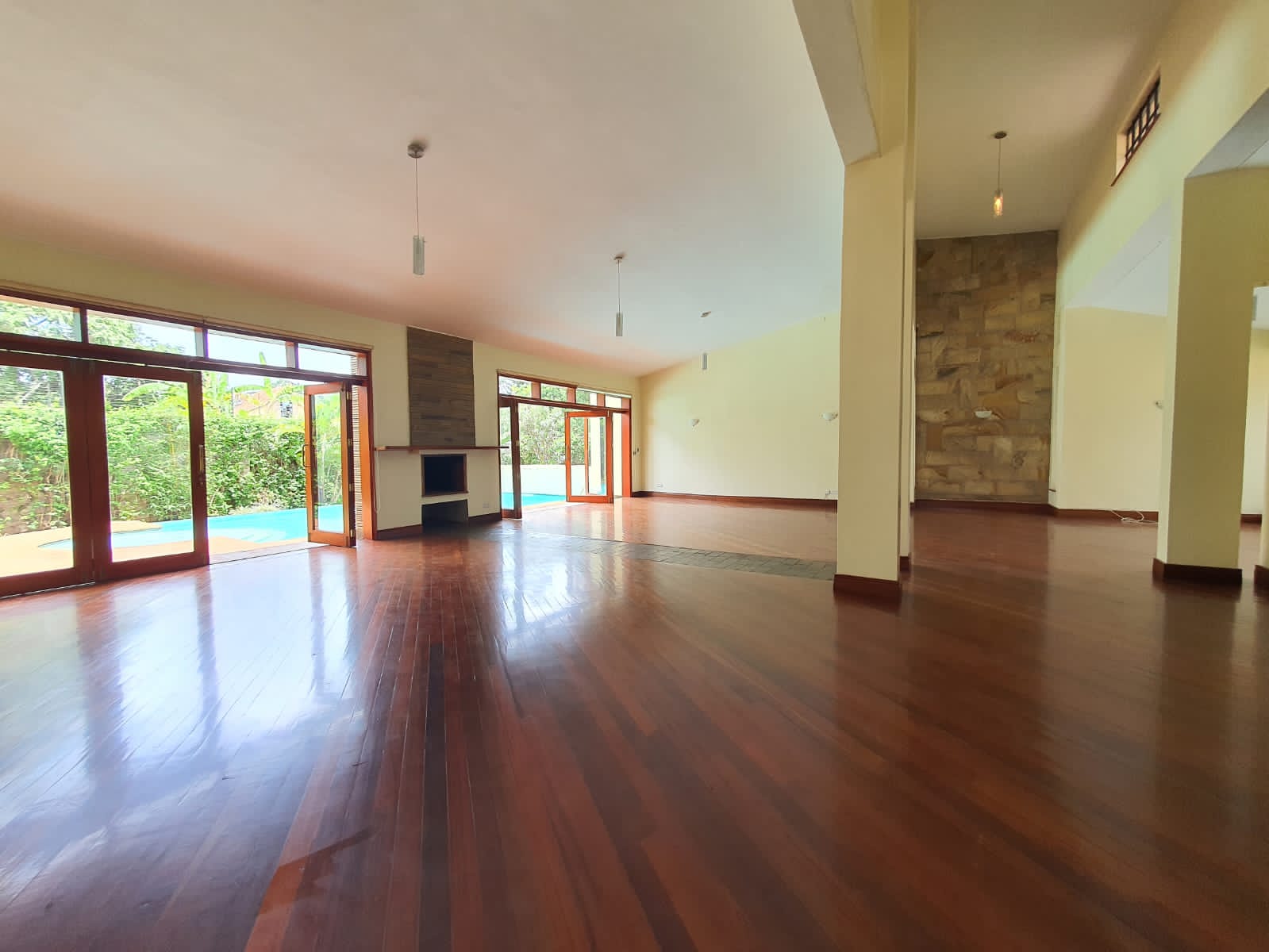 Beautiful 4 bedroom home on a half acre plot available to let. close proximity to Schools, the UN offices in Nairobi, Village Market, Two Rivers Mall Musilli Homes