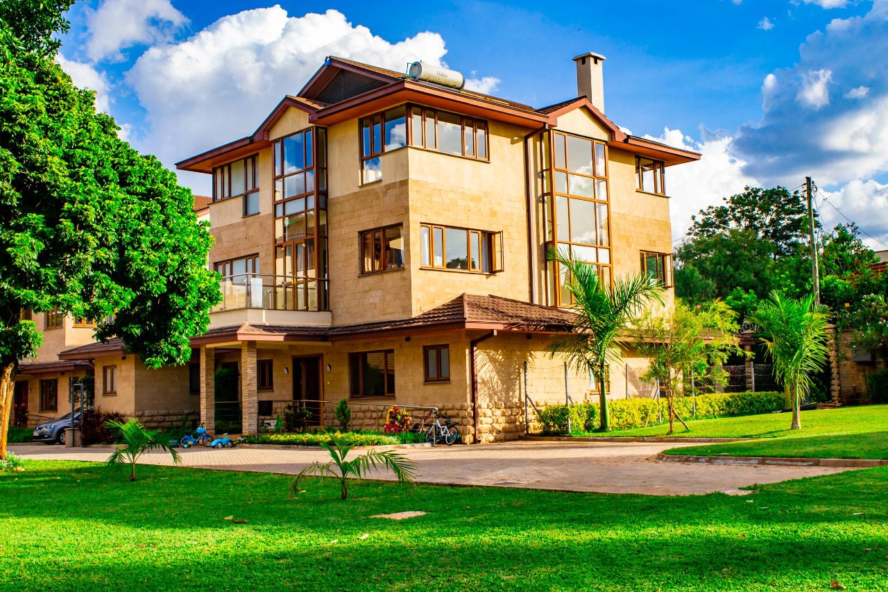 5 bedroom town house to let in Lavington. Rent-$4,000 monthly. in a gated compound of only 3 houses.