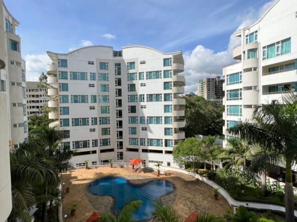 3 bedroom apartment to let in Riverside, Nairobi. All bedrooms en suite, dsq available, back up generator, kids playing area. Rent per month 200,000. Musilli Homes