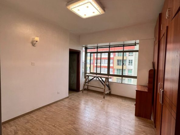 3 bedroom apartment to let in Kilimani, Nairobi. Has swimming pool, gym, lift, back up generator. Rent per month 75,000. Musilli Homes