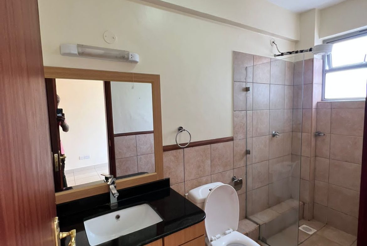 2 bedroom apartment to let in Kileleshwa ample car parking master bedroom en suite. Musilli Homes