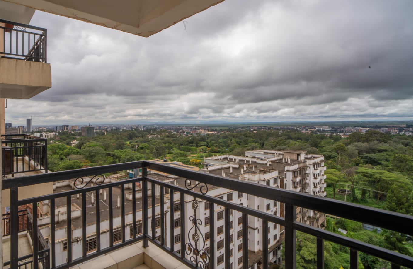 3 bedroom apartment plus dsq for sale in Kilimani off Ngong Road 11th floor. 140sqm. 13.5million. Musili homes