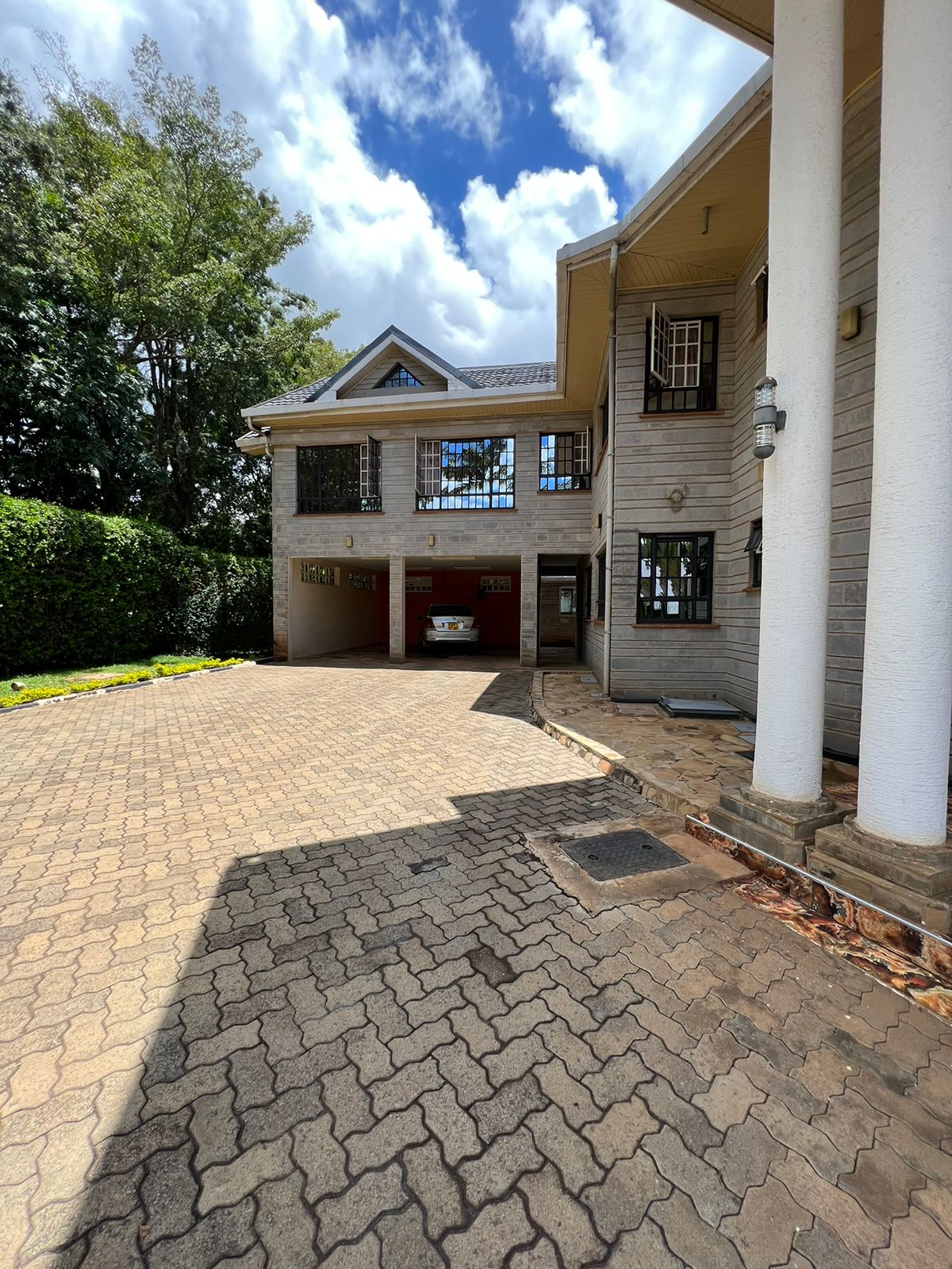 Runda 6 bedroom house all bedroom en-suite on 0.5 Acres. Master with a balcony and study/ Sale at 150Million. Musili Homes