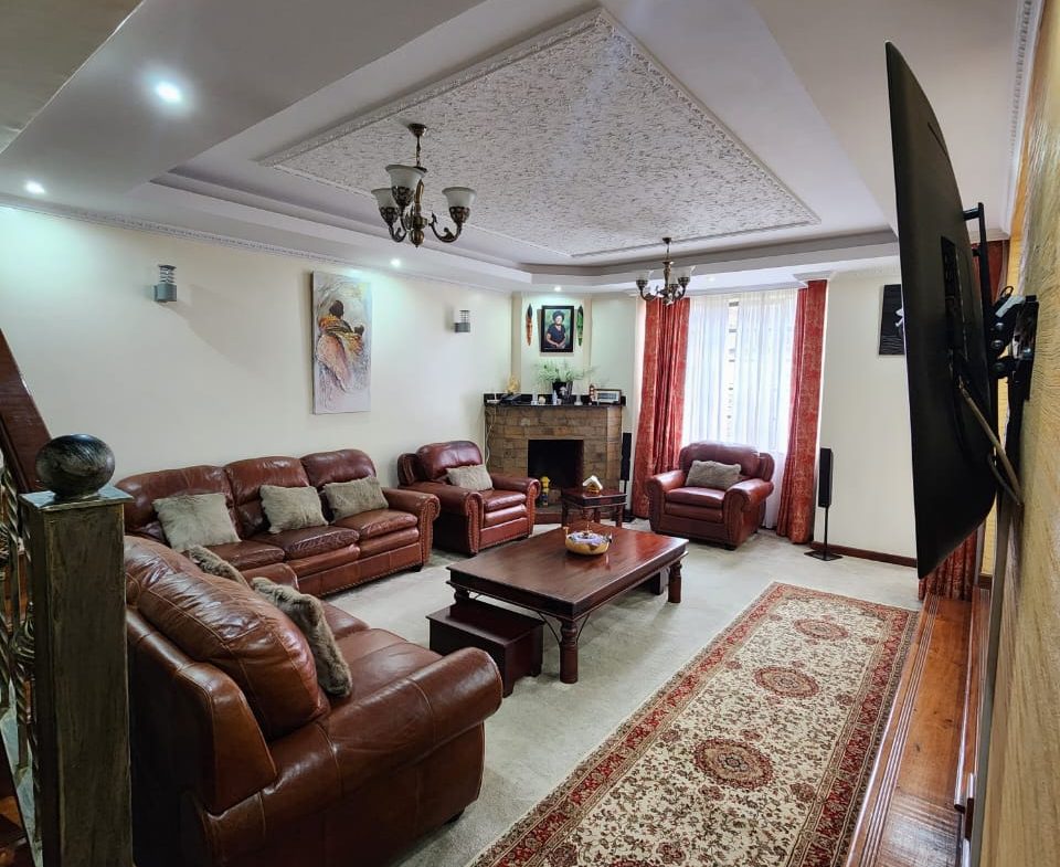 Spacious 4 bedroom townhouse to let . Price 180,000. Staff quaters. Ample parking. 24 hour security service Musilli Homes