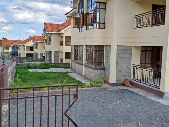 Spacious 4 bedrooms all ensuite with study room on an 1/8th acre with ready freehold title deeds. A 10 unit estate located in Rimpa, RONGAI Musilli Homes
