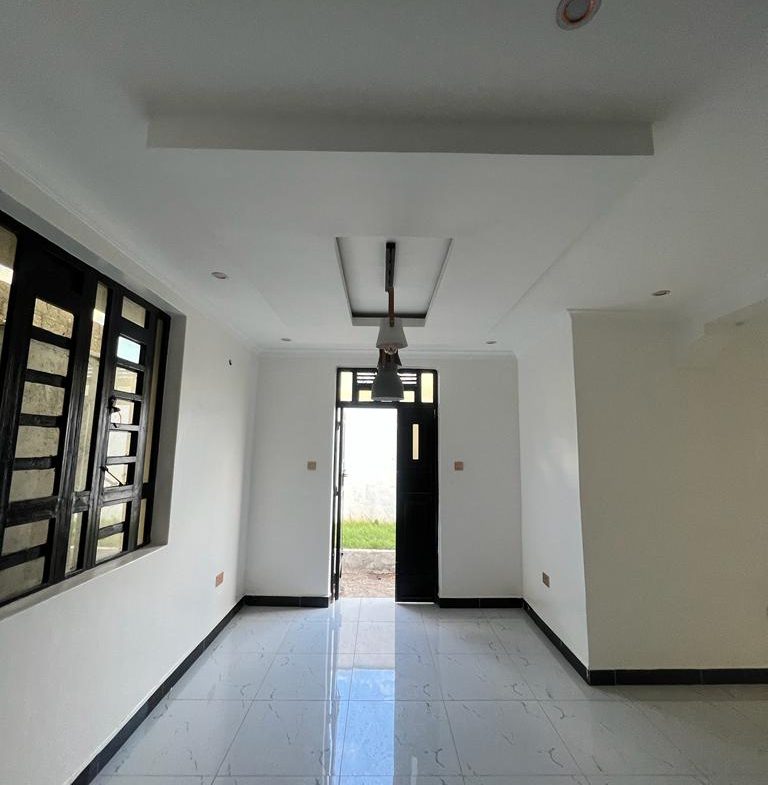 6 bedroom standalone for sale in Utawala Zebra. Ksh 18 Million slightly negotiable. House is all ensuite. Musilli Homes