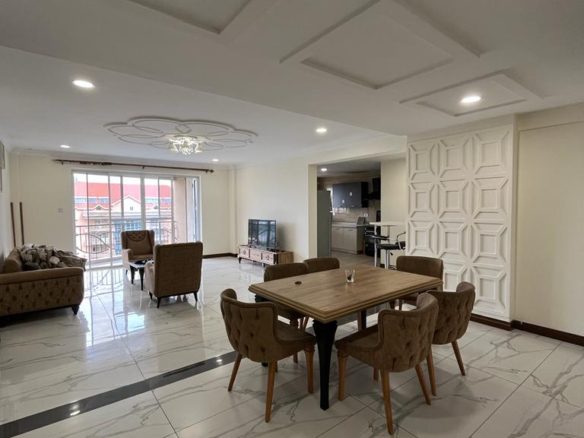 4 bedroom duplex plus dsq in Kilimani, Nairobi. Pool, gym, Kids play area, Terrace, Back up generator. Rent 170,000-180,000 (Semi-furnished) Musilli Homes