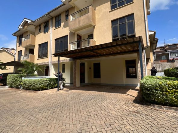 Spacious modern 6 bedroom townhouse to let in Lavington. Backup generator. Gated community. Rent per month 250K Musilli Homes