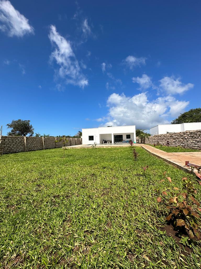 3 bedroom villas for sale in Diani Mombasa. Ksh 15million. Master ensuite. Sits on 1/4 acre. Ready title. Walking distince from Neptune beach Musilli Homes