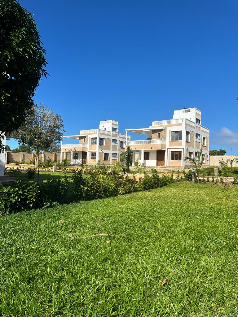 3 bedroom villa for sale in Diani. 217sqm. Sits on 1/8 acre land. In a gated community with 12 units. 22Million unfurnished. 25million fully furnished Musilli Homes