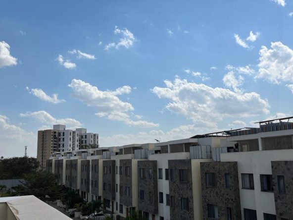 4 bedroom plus dsq along Thika Road near Garden City Mall. Well manicured garden Has swimming pool, Club house, gym, Kids play area. 27 M Musilli Homes