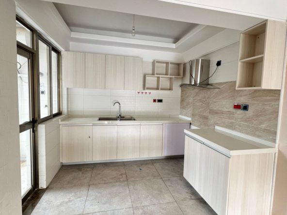Spacious modern 2 bedroom apartment to let in Kilimani, Nairobi. Has swimming pool, fully equipped gym, backup generator. Rent- 75,000 Musilli Homes