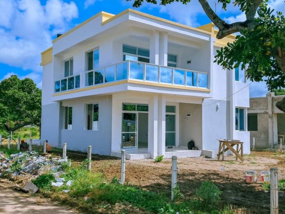 4 bedroom with DSQ Maisonette in Malindi at KES 14.5M. Located around: an International School, Private hospital, Resort hotel. Price: KSh14.5M Musilli Homes
