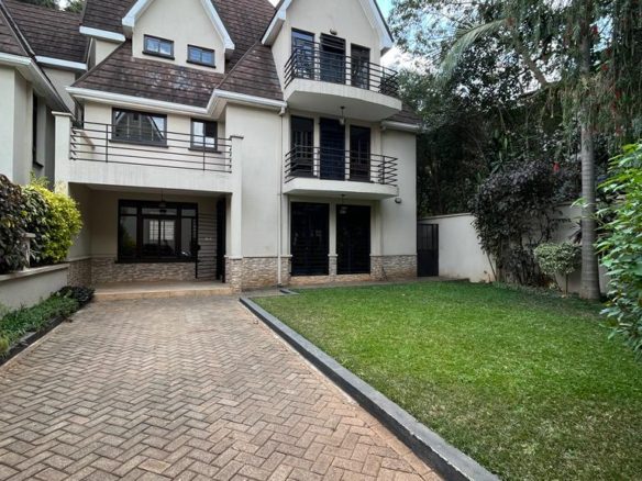 5 bedroom plus 2 dsqs townhouse in Lavington. 7 units in the compound. Has Manicured garden. Rent per month - 320,000 Musilli Homes
