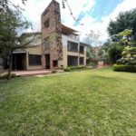 5 bedroom plus sq townhouse in Lavington, Nairobi. Manicured garden. 6 units in the compound. Rent per month - 380,000(negotiable) Musilli Homes
