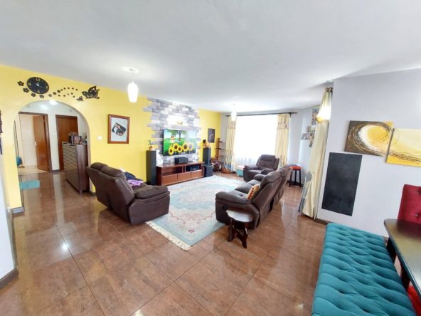 Kilimani Very Big, Spacious 3 Bedroom Apartment Plus DSQ. Near State House. In a Compound of only 20 Units. Kshs. 20 Million Negotiable. Musilli Homes