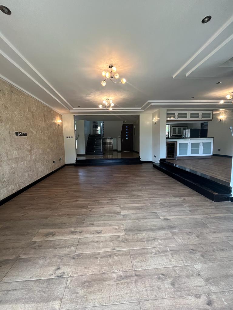 Modern 5 bedroom townhouse plus dsq for rent in Lavington. Has Full back up generator, Swimming pool, 5 units in the compound. Rent: 360,000 Pam Golding. Hass Consult. GTC. Eighty Eighty Nairobi. Musilli Homes