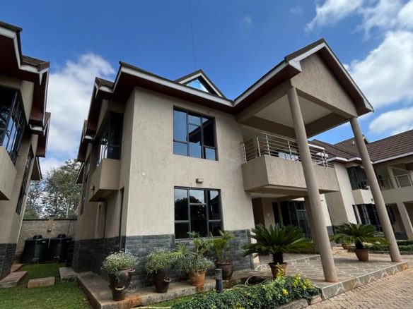 4 bedroom plus dsq townhouse in Lavington, Nairobi. Only 8 units in the compound. Rent per month - 200,000. Musilli Homes. Pam Golding. Hass Consult. GTC. Eighty Eighty Nairobi. Musilli Homes