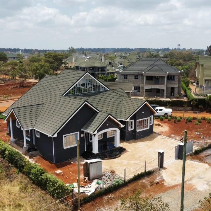 Classic Bungalow at Thika Greens. Amenities in the locality include, international schools, swimming pool, retail outlets. Price: 35M mUSILLI Homes
