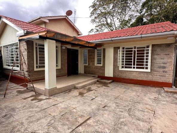 3 bedroom bungalow available to let in Karen. Dsq available, Own compound, Gated community, Security 24/7. Rent: 150k Musilli Homes