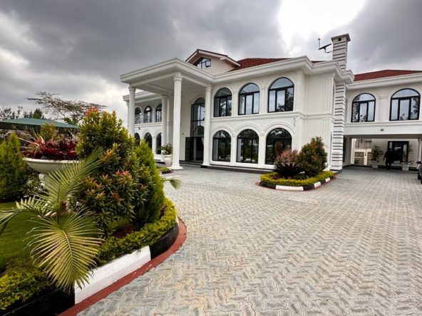 7 BEDROOMS ALL ENSUITE HOUSE ON SALE IN KAREN. Plinth area of the house- 900 square meters. Land size - ½ acre. Price - 165Million Musilli Homes