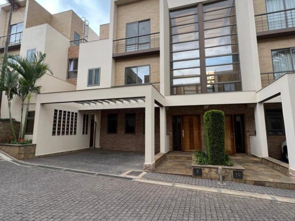 Spacious modern newly built 4 bedroom plus dsq townhouse to let in Kileleshwa, Nairobi. Rent per month usd 2,500 Musilli Homes