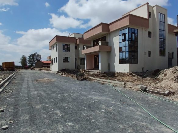 Executive 4 Bedroom Townhouses All-Ensuite plus a DSQ for sale. RUAI area, 150m off Eastern Bypass. PRICE: 10M Musilli Homes PamGolding