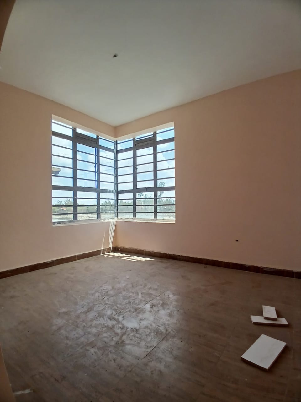 Executive 4 Bedroom Townhouses All-Ensuite plus a DSQ for sale. RUAI area, 150m off Eastern Bypass. PRICE: 10M Musilli Homes PamGolding