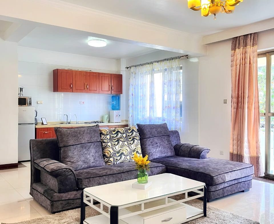 Fully furnished 1 Bedrooms apartment to let in Kilimani Nyangumi Road. Rates:95k Monthly. Has swimming pool. Musilli Homes