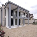 6bed + dsq for sale in Syokimau 35M. Sitted on 50×100 (1/8th Acre) Has Solar water heater, Electric fence, Automatic water pump, flat roof Musilli Homes