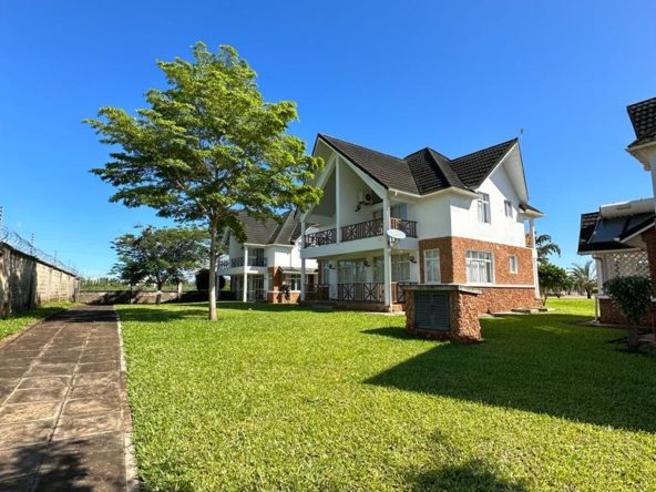 3 bedroom holiday villas for sale in Diani near Neptune beach resort. Gated community with 22 units. Full back up generator. 30Million Musilli Homes