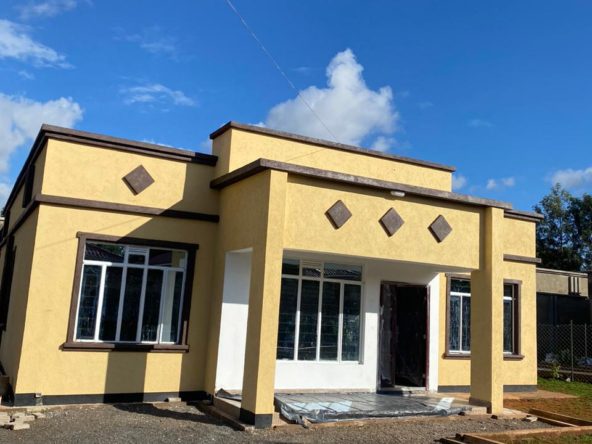 Affordable 3 bedroom bungalow in a gated community for SALE in Kenyatta Road. Sitted on a 50 by 80. Ready title. Asking price Kshs 6.5M Musilli Homes