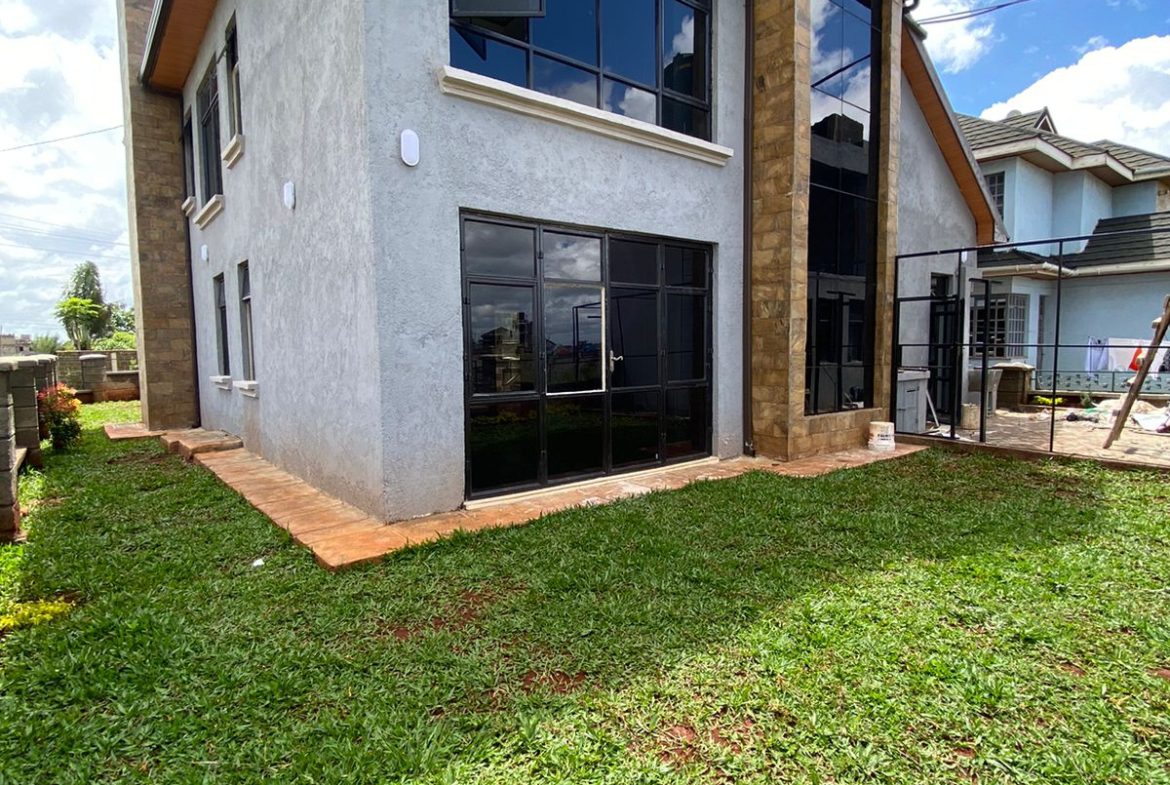 Ready Modern All Ensuite 4 bedroom plus dsq mansionette for Sale in a gated community in Juja. Sitted on 50 by 100. Asking 22M Musilli Homes