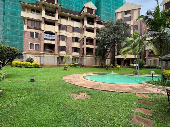 1 acre land for sale near yaya center in Kilimani, Nairobi. With old apartments for residential. Ideal for high rise apartments. 360Million Musilli Homes