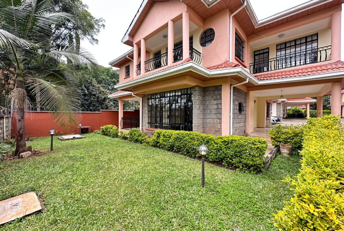 5 bedroom plus dsq townhouse let in a gated community in Lavington, Nairobi. Private garden. Rent per month 250,000. Sale 60Million Musilli Homes