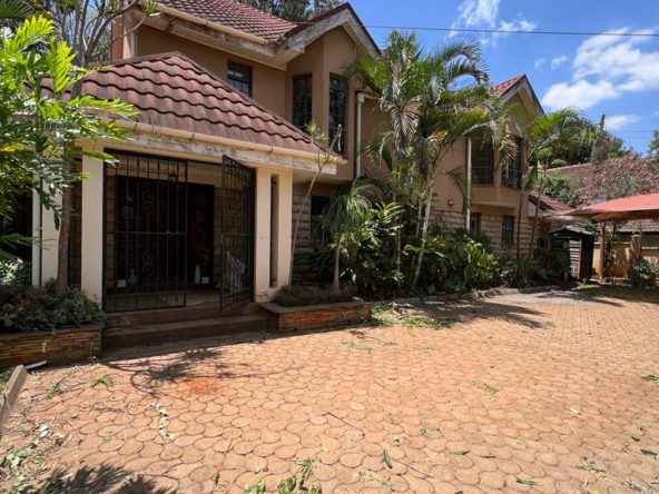 4 bedroom plus dsq townhouse for sale in Lavington, Nairobi. In a gated community of 3 houses. big mature garden. Sale at kshs 80Million Musilli homes