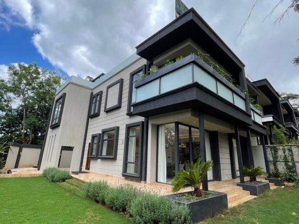 4 bedroom plus dsq townhouses for sale in Westlands, Nairobi. Consists of 9 units near Westgate mall, Sarit Centre and Westgate. :$550k-$820k Musilli Homes