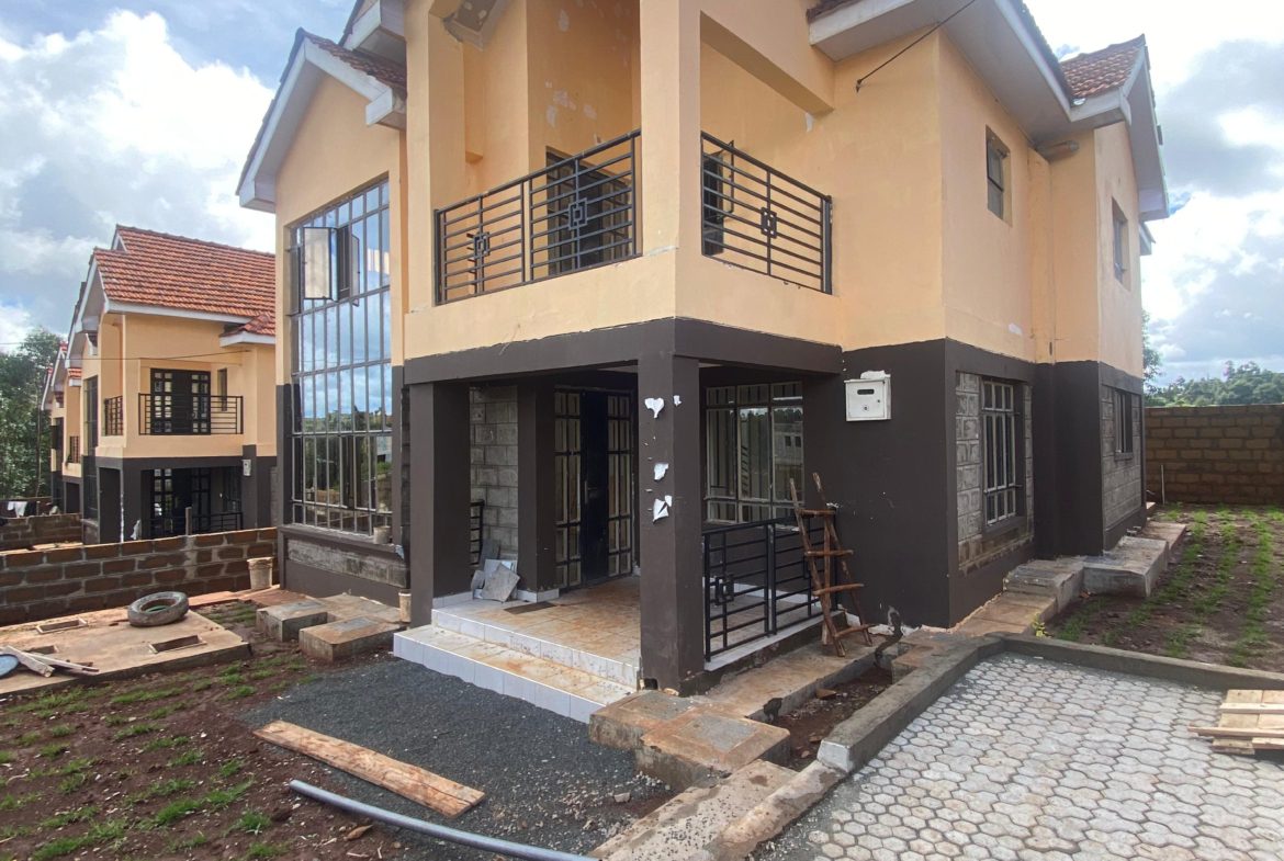 Spacious 4 Bedroom Townhouse For Sale in Gikambura, Kikuyu. With Garden, 1/8 plot, and Ready Title Deed. Asking Price: 13M. Musilli Homes.
